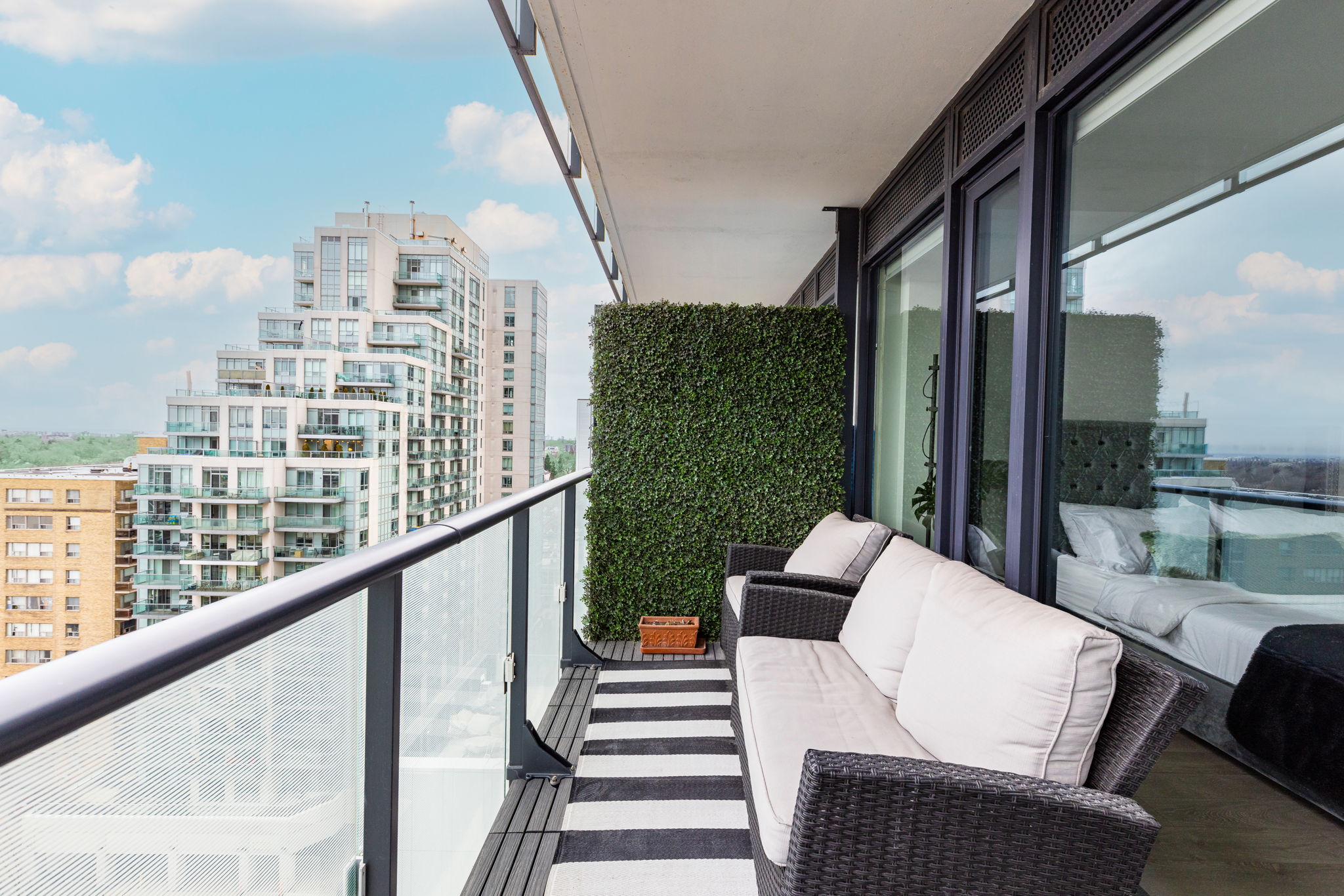 Toronto property showcase — delivered property photograph 21