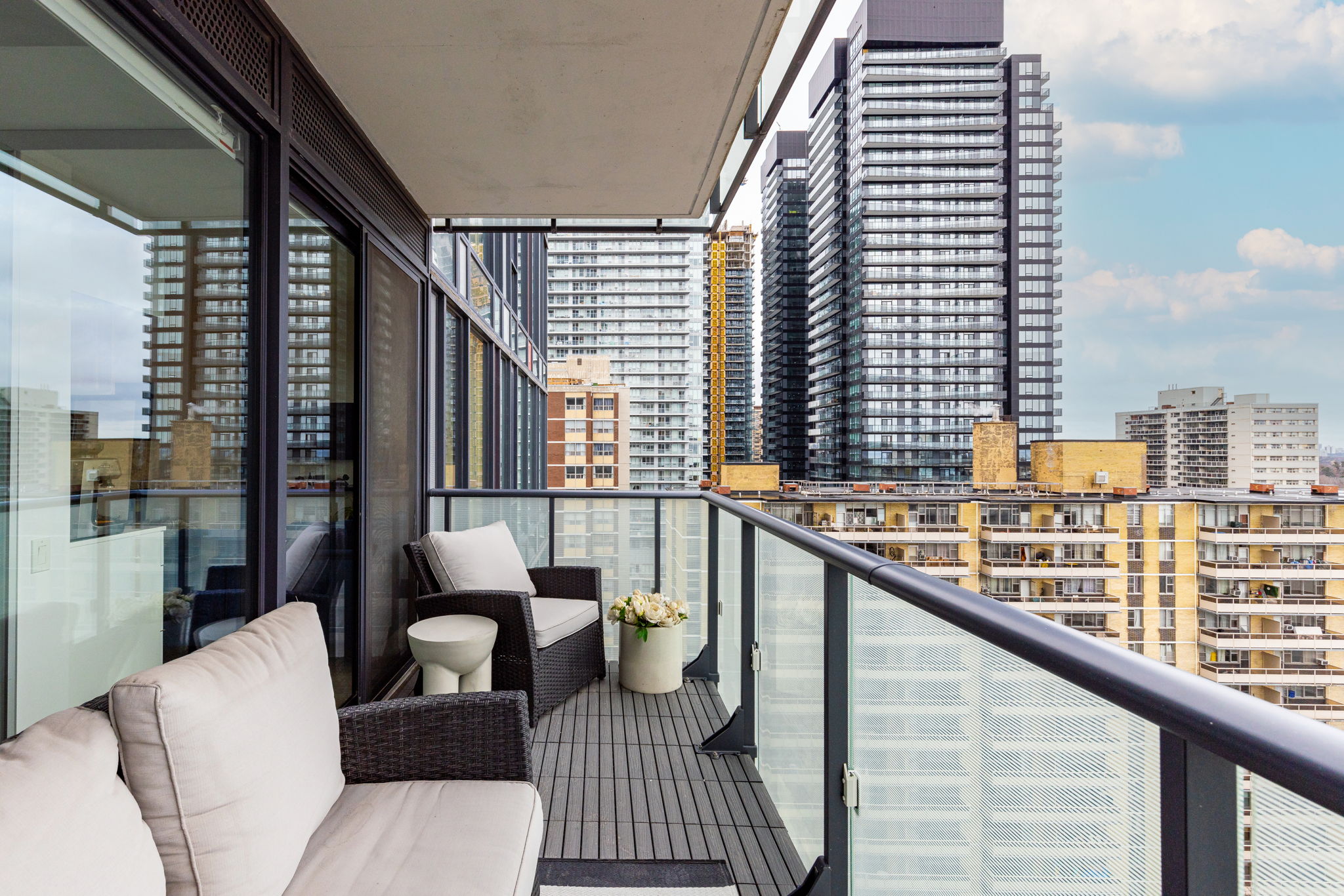 Toronto property showcase — delivered property photograph 22