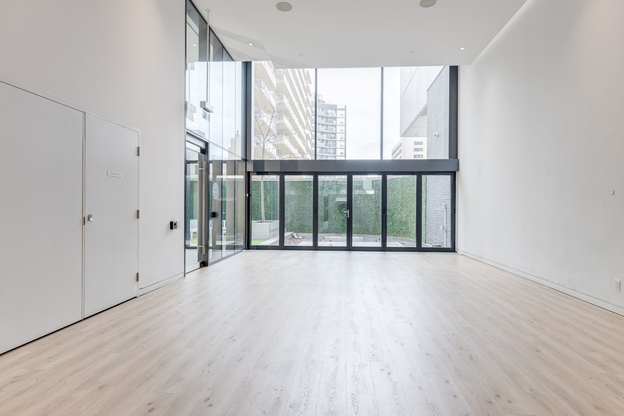 Toronto property showcase — delivered property photograph 26