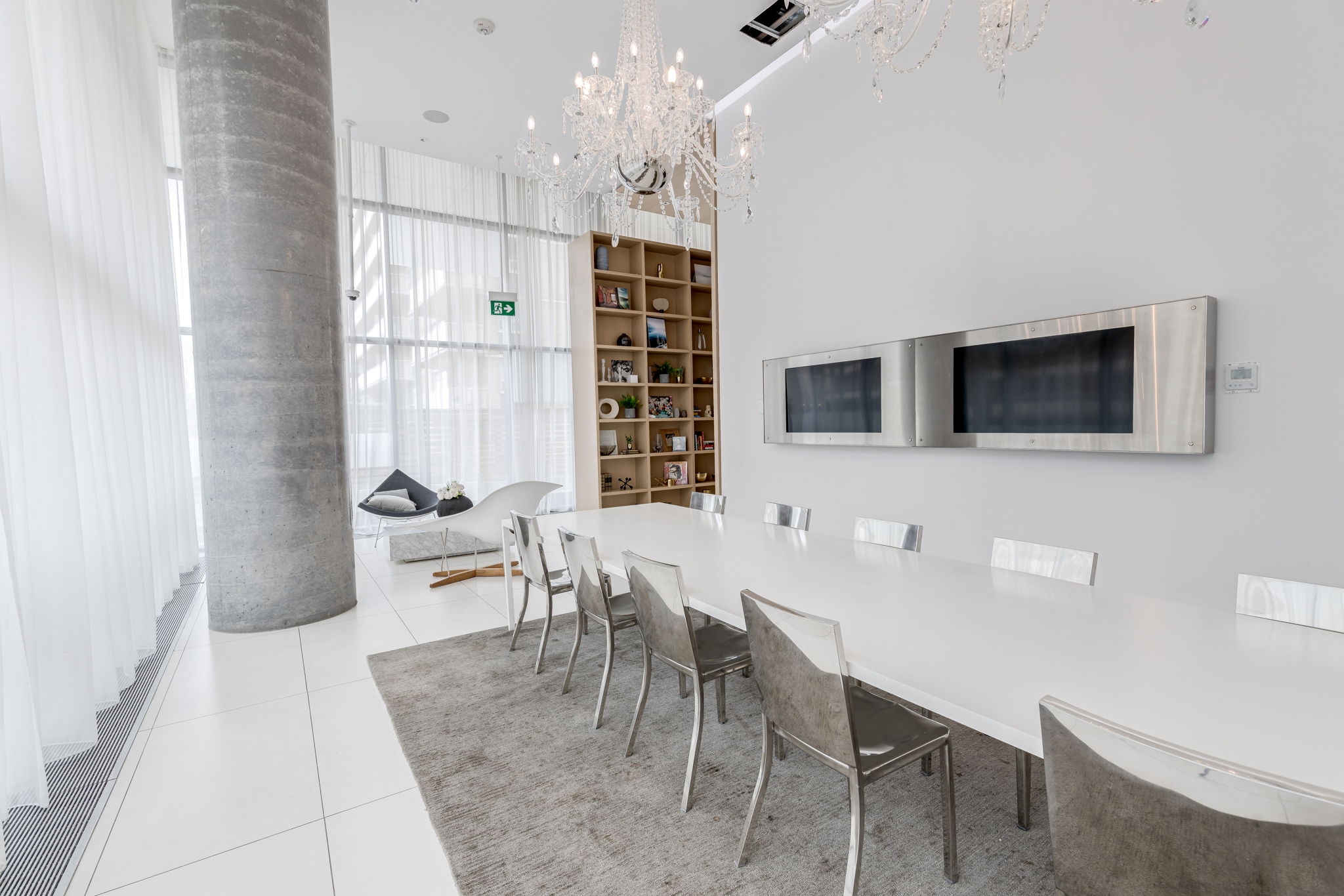 Toronto property showcase — delivered property photograph 37