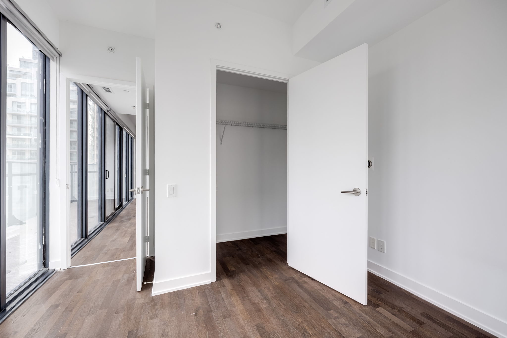 Toronto property showcase — delivered property photograph 19