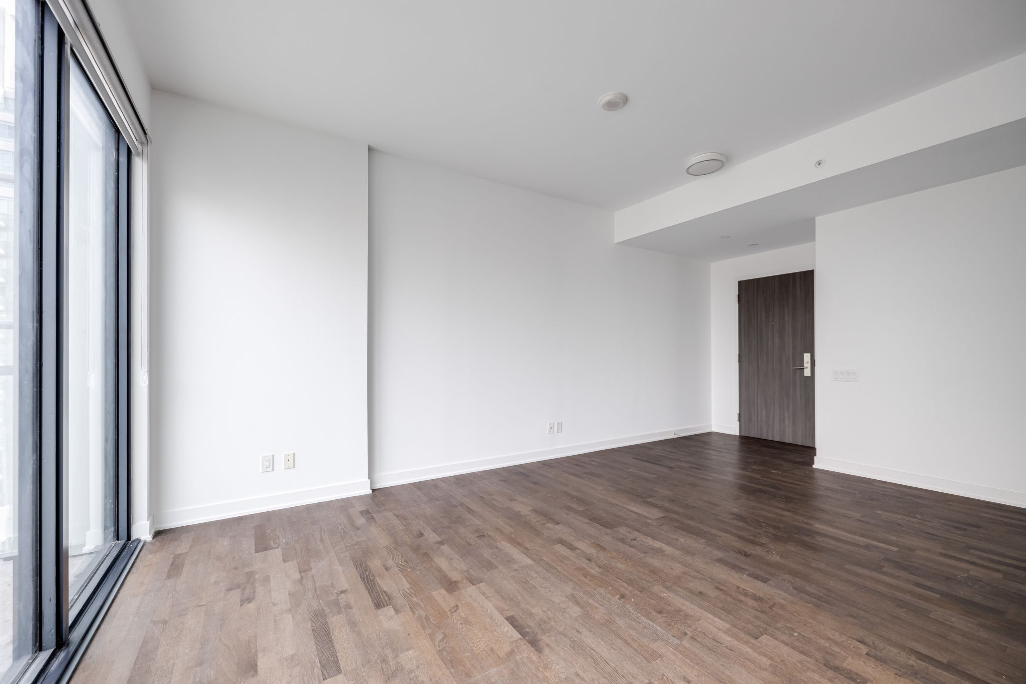 Toronto property showcase — delivered property photograph 9