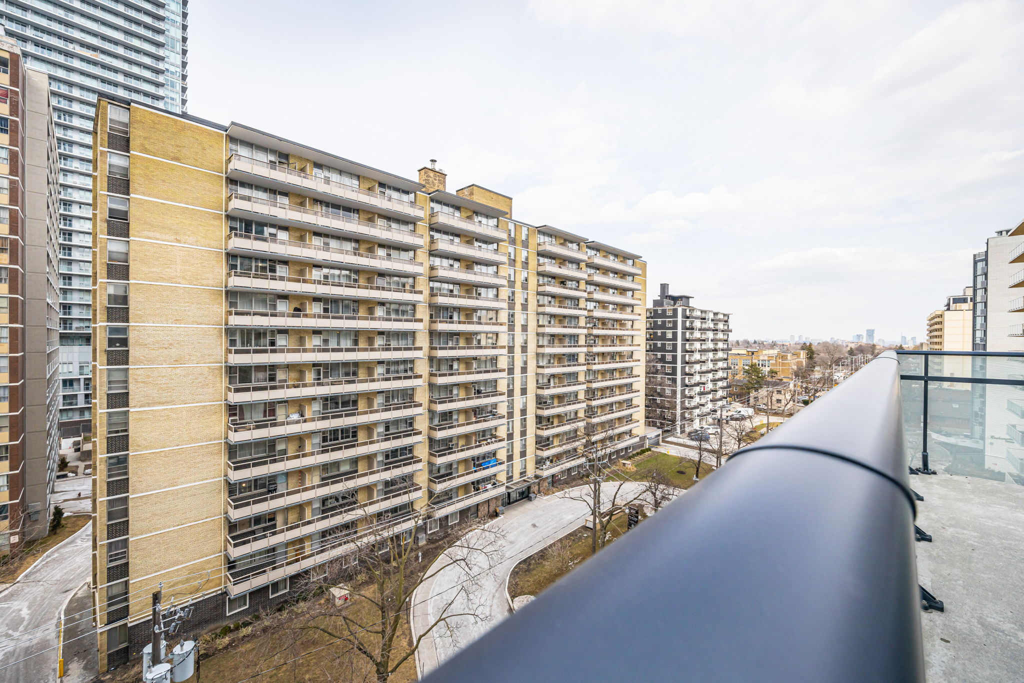 Toronto property showcase — delivered property photograph 25