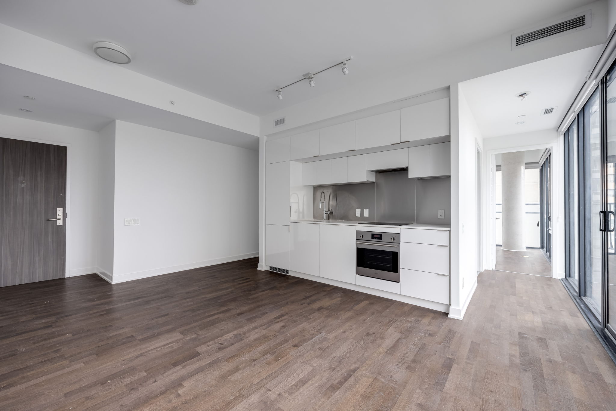 Toronto property showcase — delivered property photograph 7