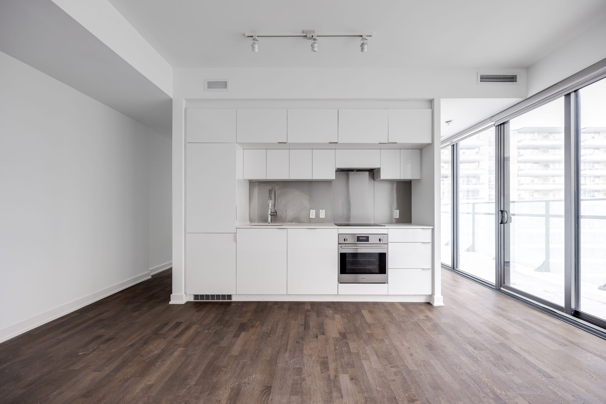 Toronto property showcase — delivered property photograph 6