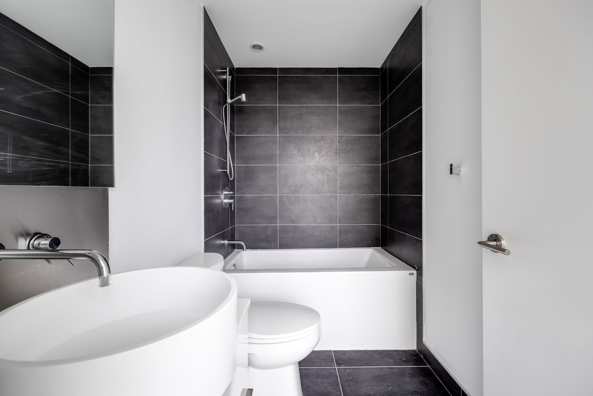 Toronto property showcase — delivered property photograph 16