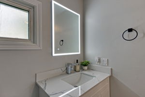  Photo 30