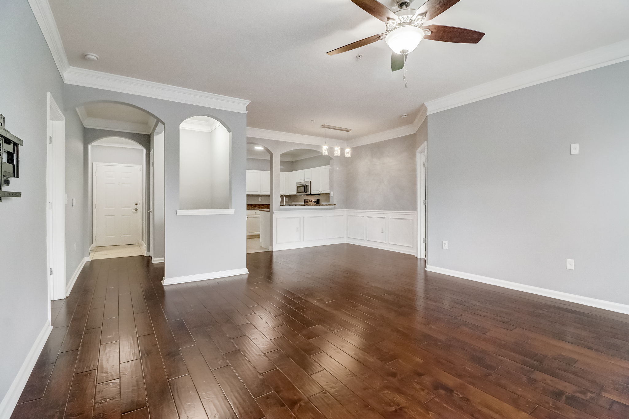 Cotillion Dr 2220-014