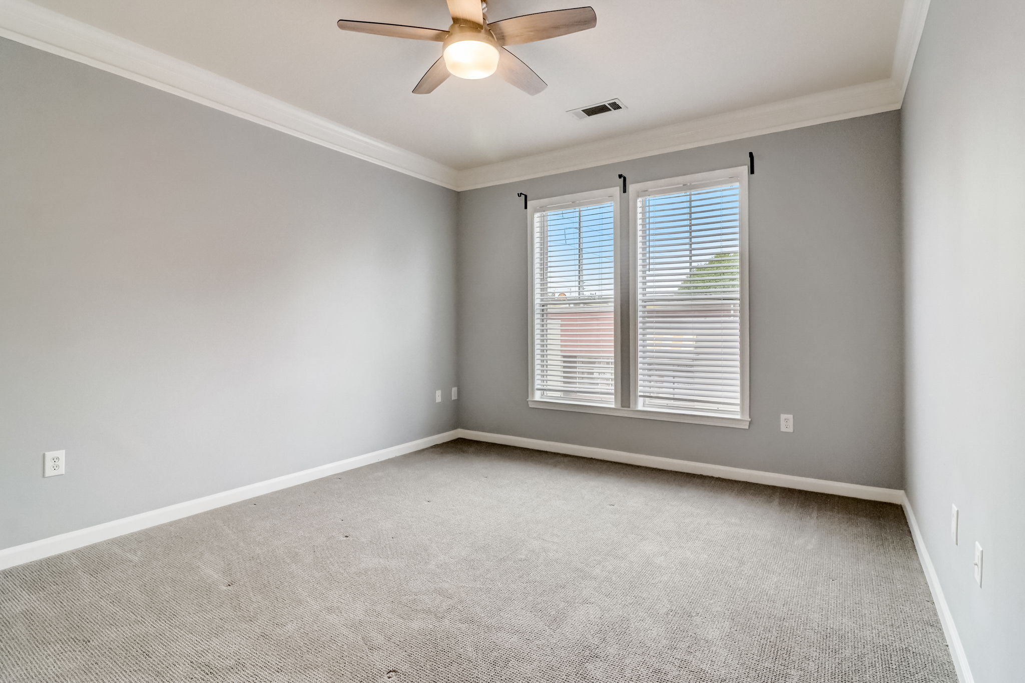 Cotillion Dr 2220-025