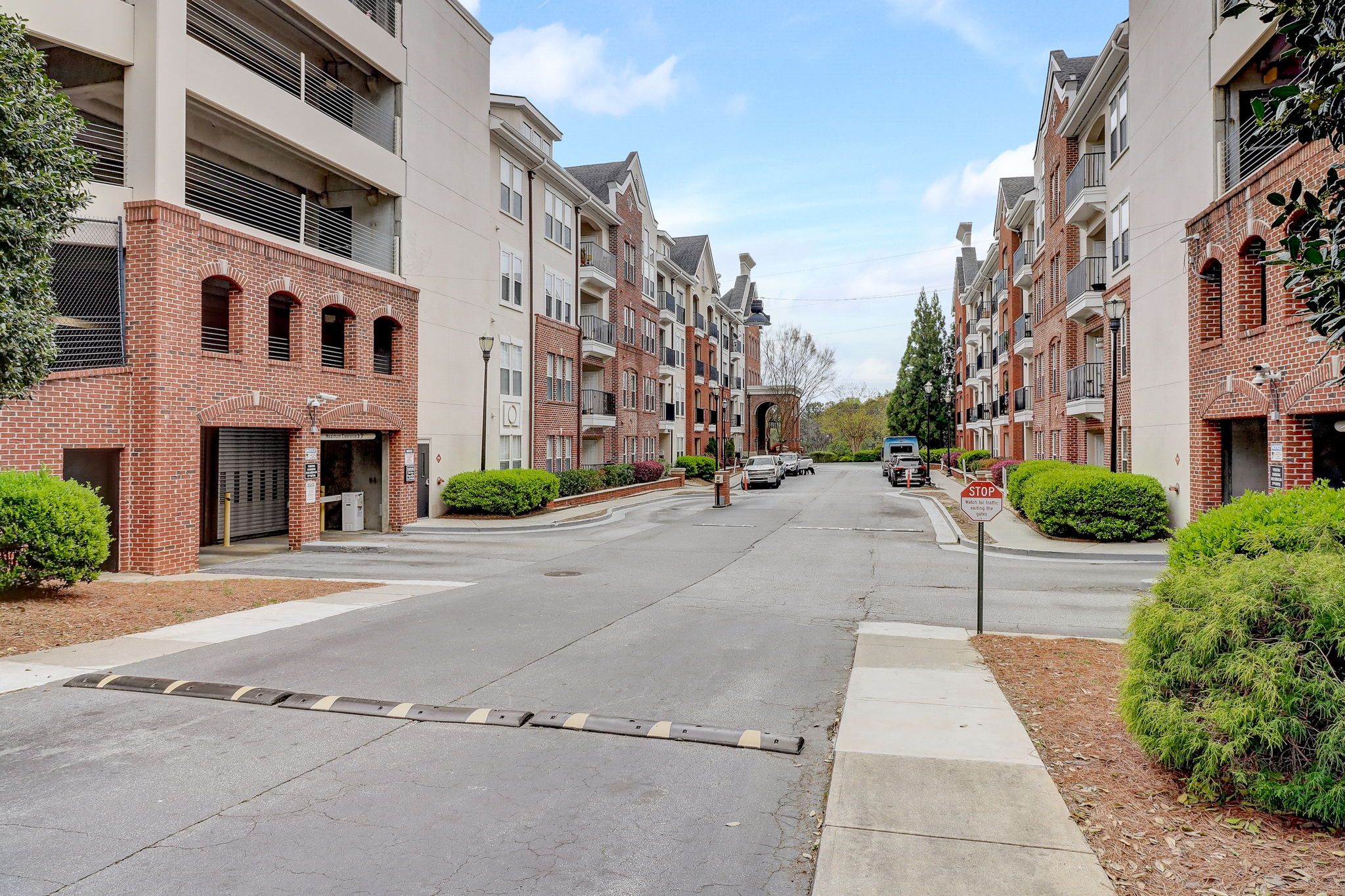 Cotillion Dr 2220-059
