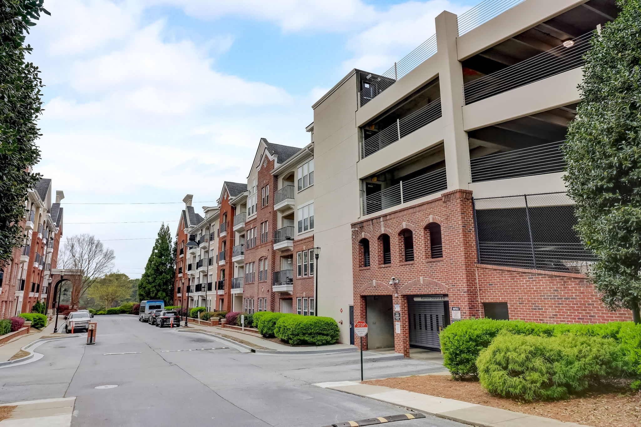 Cotillion Dr 2220-060