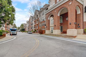 Cotillion Dr 2220-001