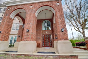 Cotillion Dr 2220-003