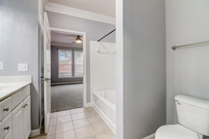 Cotillion Dr 2220-033