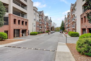 Cotillion Dr 2220-059
