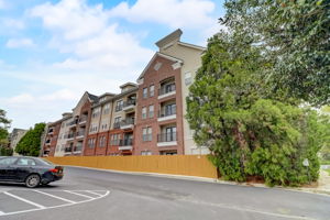 Cotillion Dr 2220-062