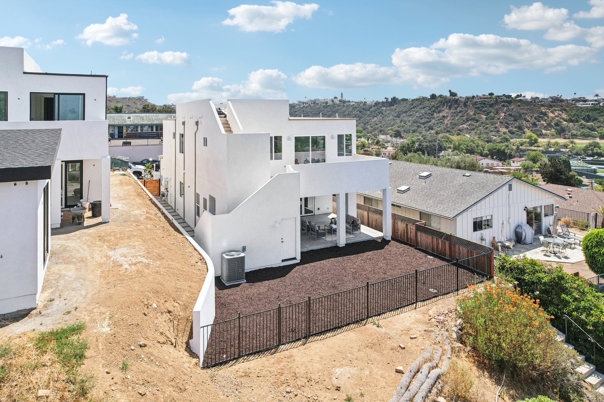 Illion St-S2208-115.jpg