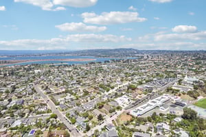 Illion St-S2208-105.jpg