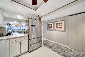 590 Silver Ln, Boca Raton, FL 33432, US Photo 13