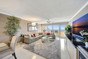 590 Silver Ln, Boca Raton, FL 33432, US Photo 17