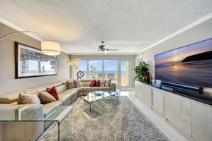 590 Silver Ln, Boca Raton, FL 33432, US Photo 18