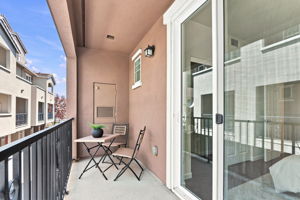033_F8_1850 Snell Pl