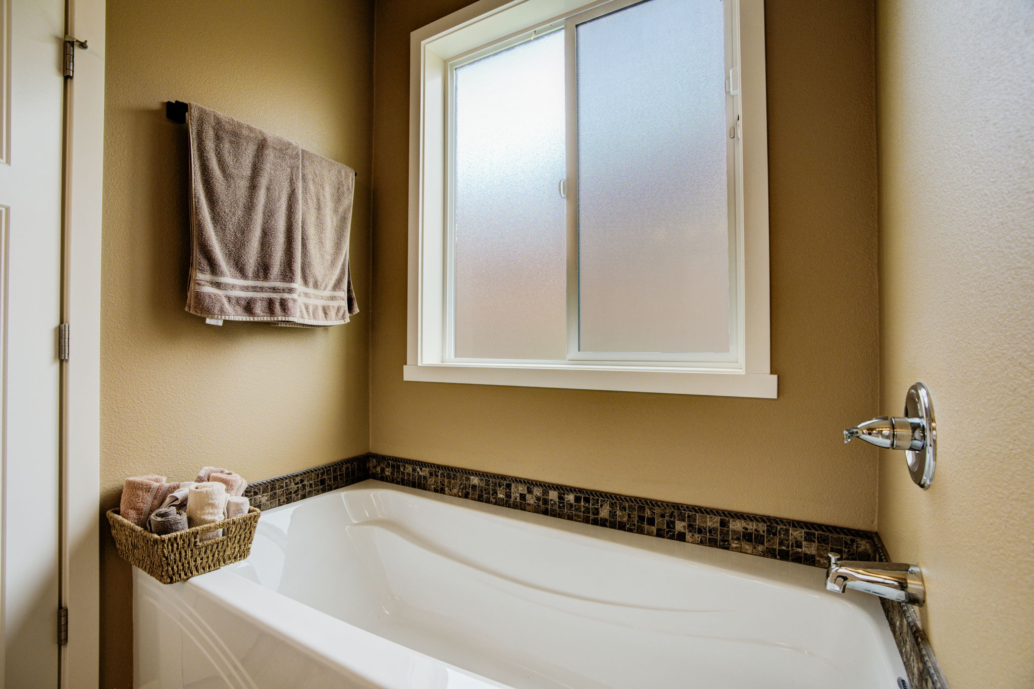 West Meadows Dr NW-037