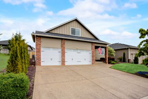 West Meadows Dr NW-001