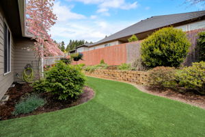 West Meadows Dr NW-045