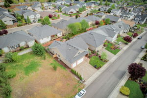 West Meadows Dr NW-056