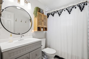  Photo 23