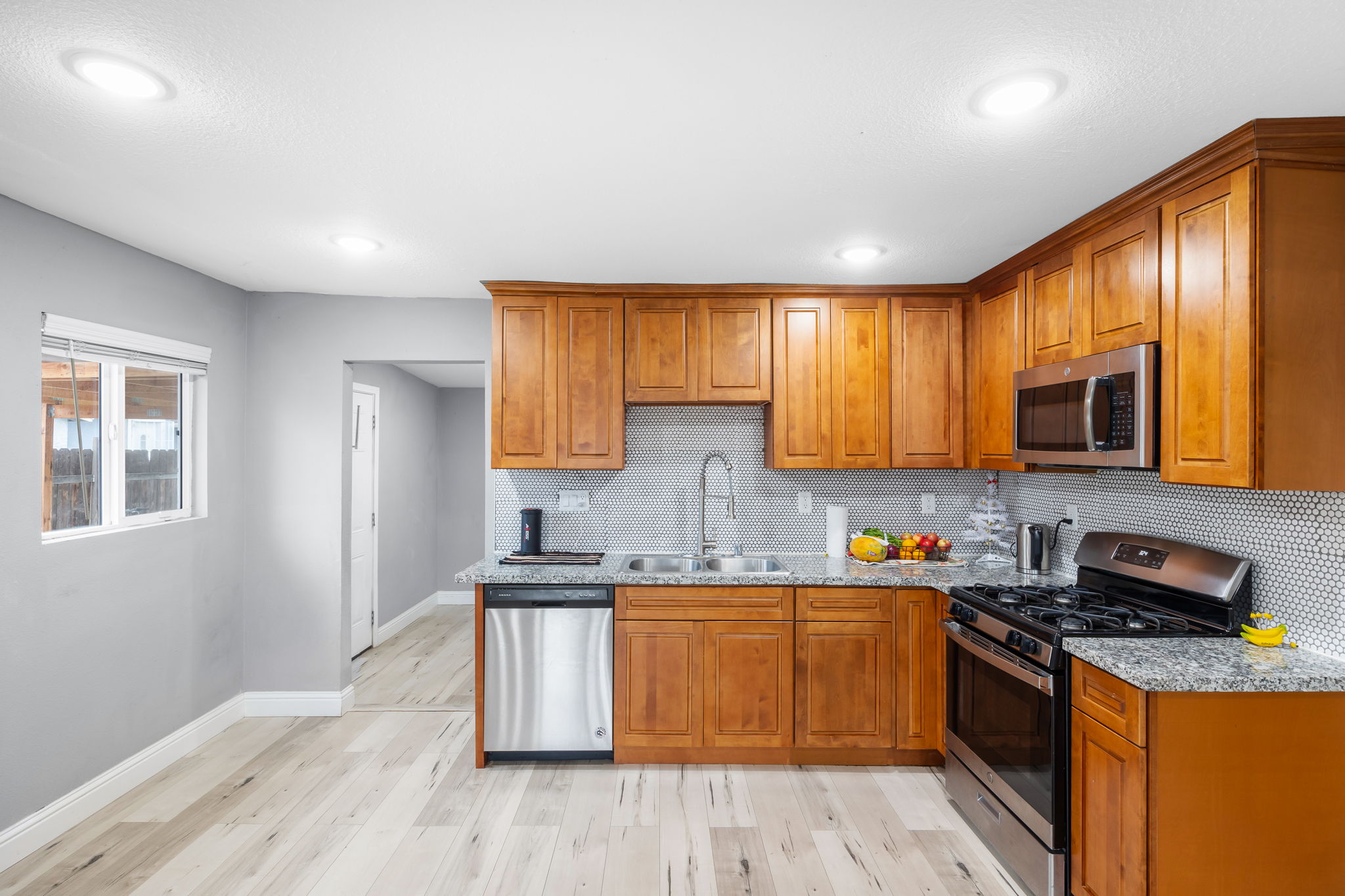 2024-03-02 - 1852 6th Ave, Olivehurst, CA 95961 11