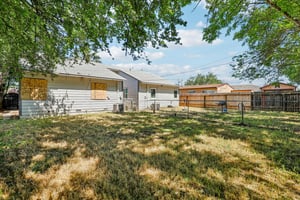 Grand Ave-S0404-019.jpg