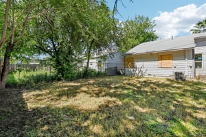 Grand Ave-S0404-020.jpg