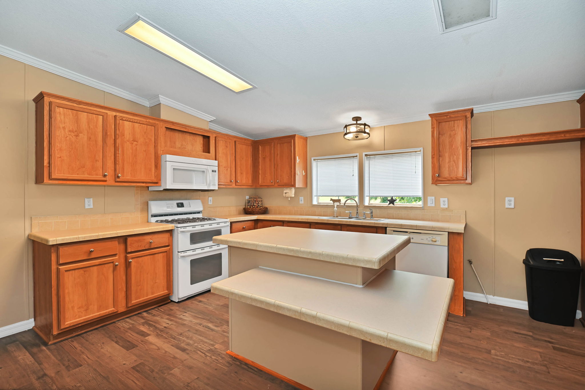 Kitchen 2
