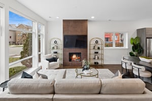 1855 N St Louis Ave_003.jpg