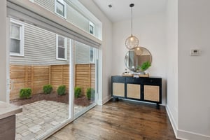 1855 N St Louis Ave_015.jpg