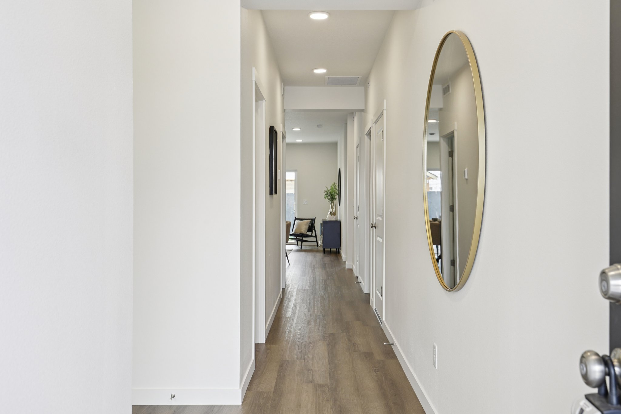 NW 18th Wy-S0108-006.jpg