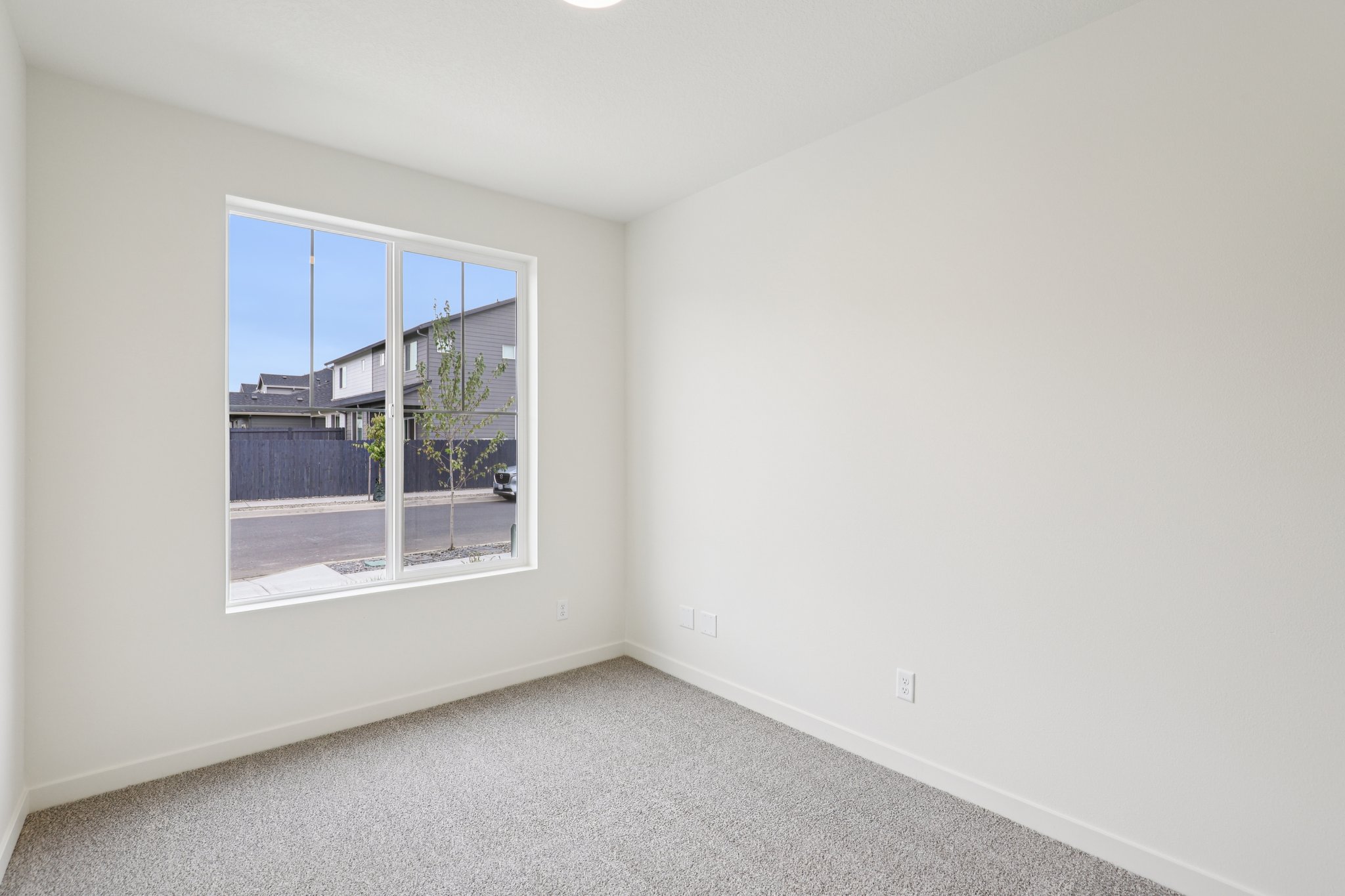 NW 18th Wy-S0108-024.jpg