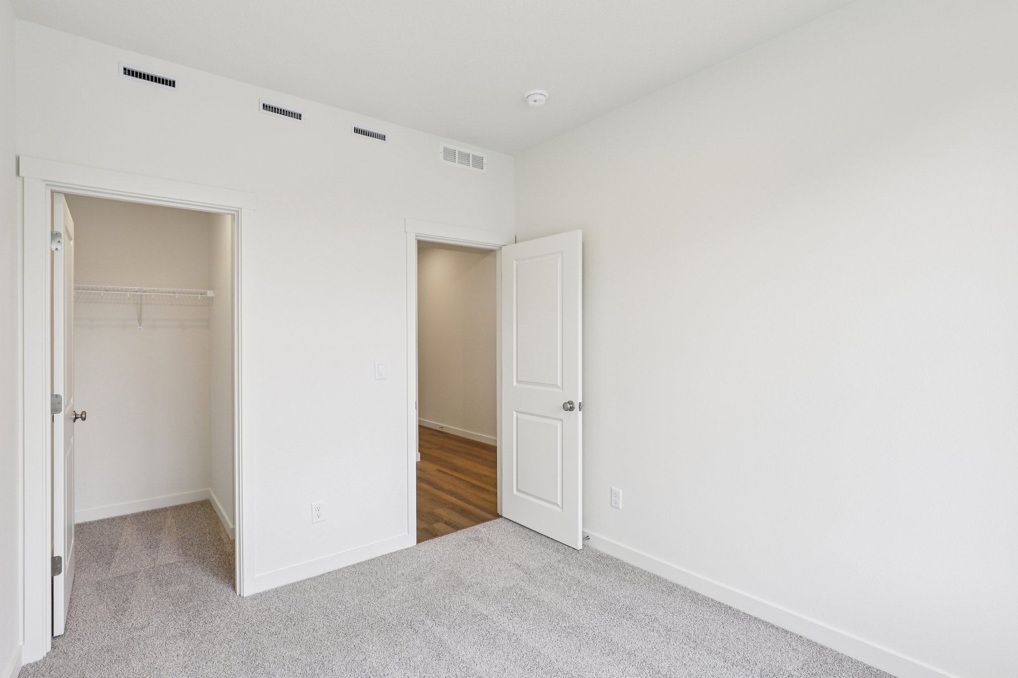 NW 18th Wy-S0108-026.jpg