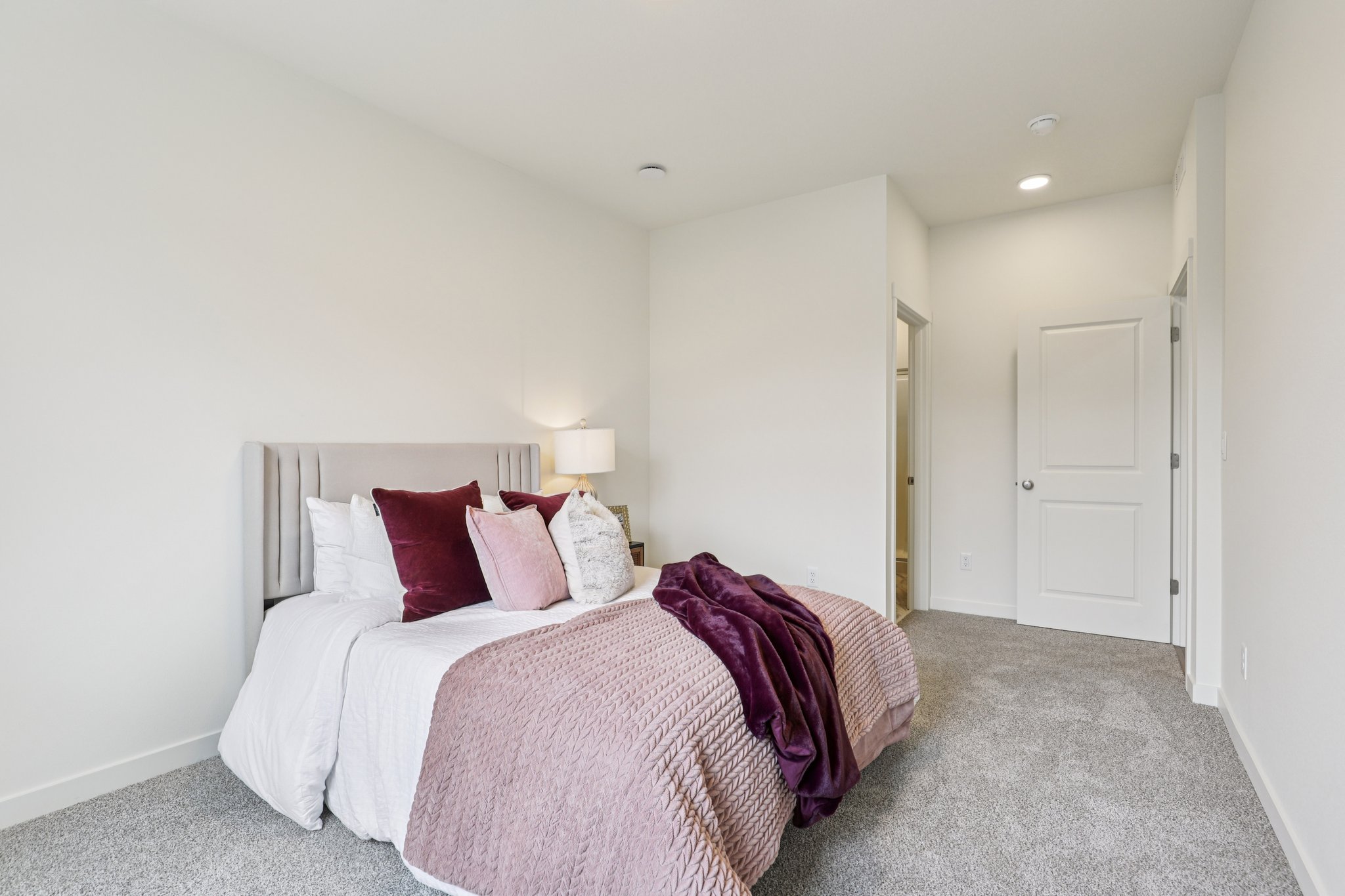 NW 18th Wy-S0108-038.jpg