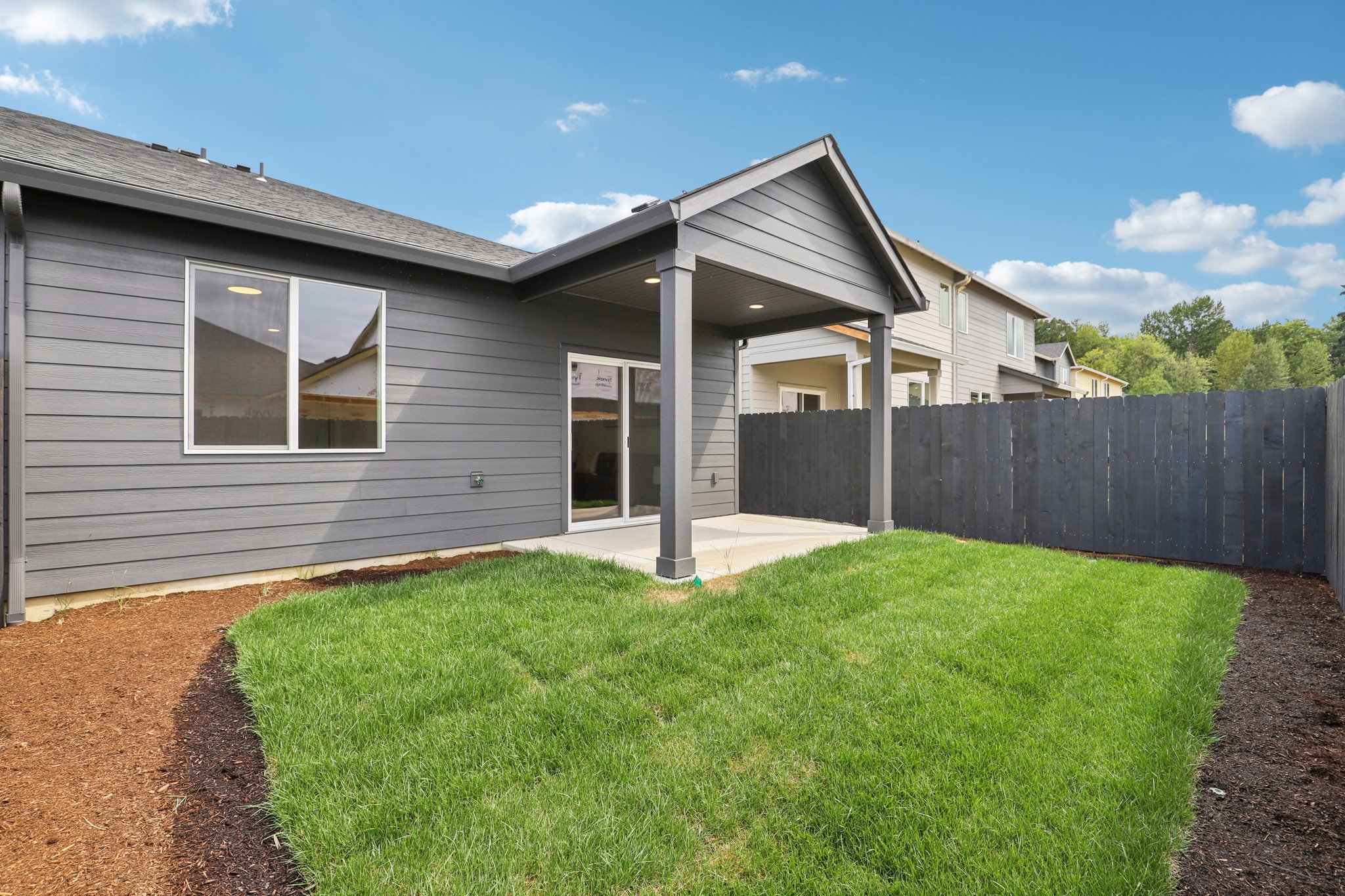 NW 18th Wy-S0108-048.jpg