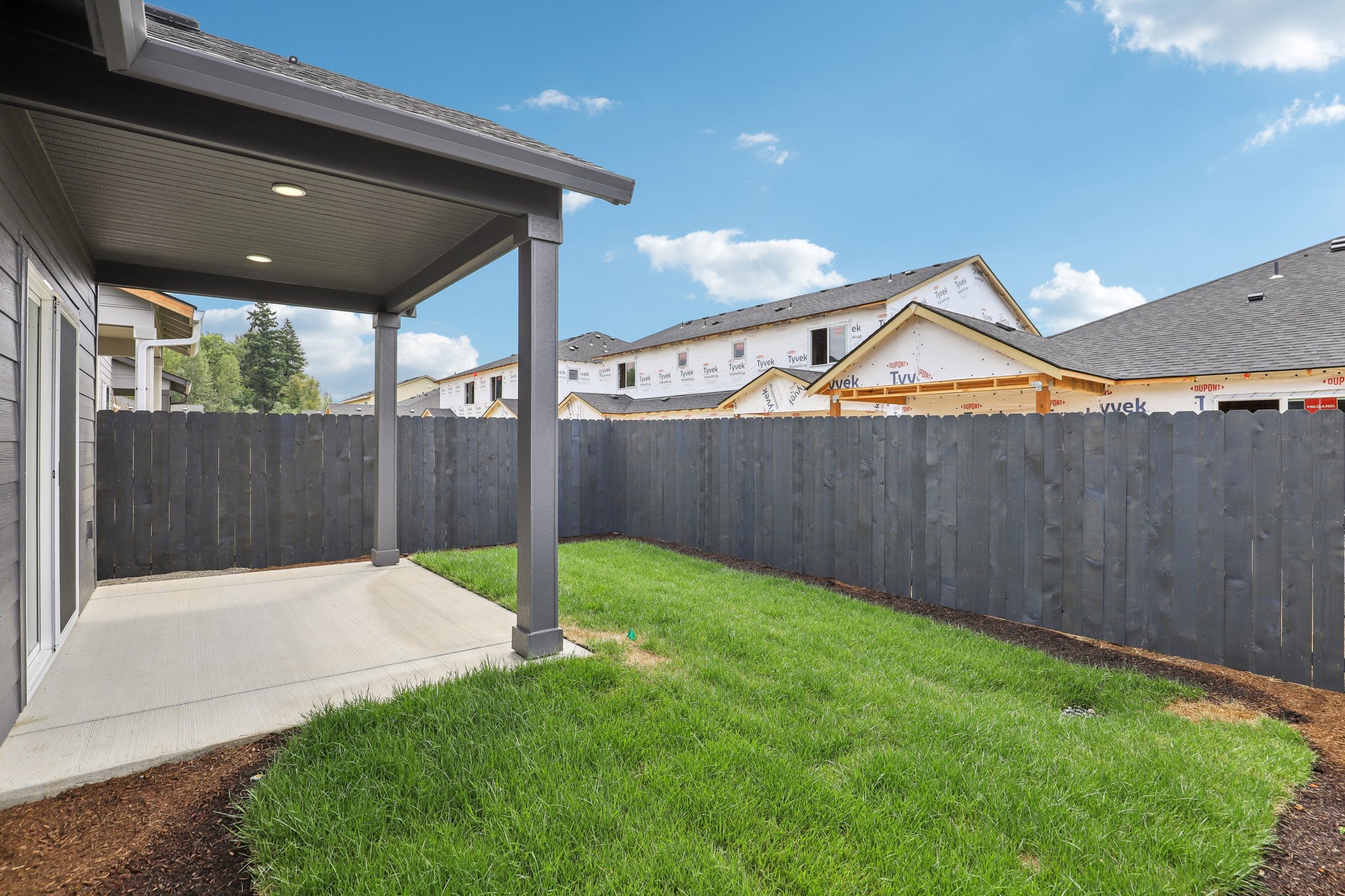 NW 18th Wy-S0108-049.jpg