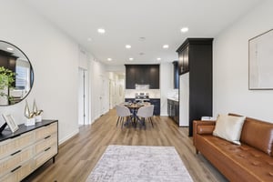 NW 18th Wy-S0108-012.jpg