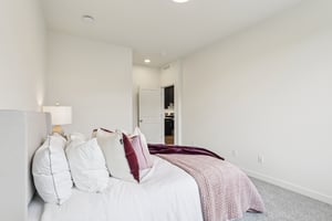 NW 18th Wy-S0108-039.jpg