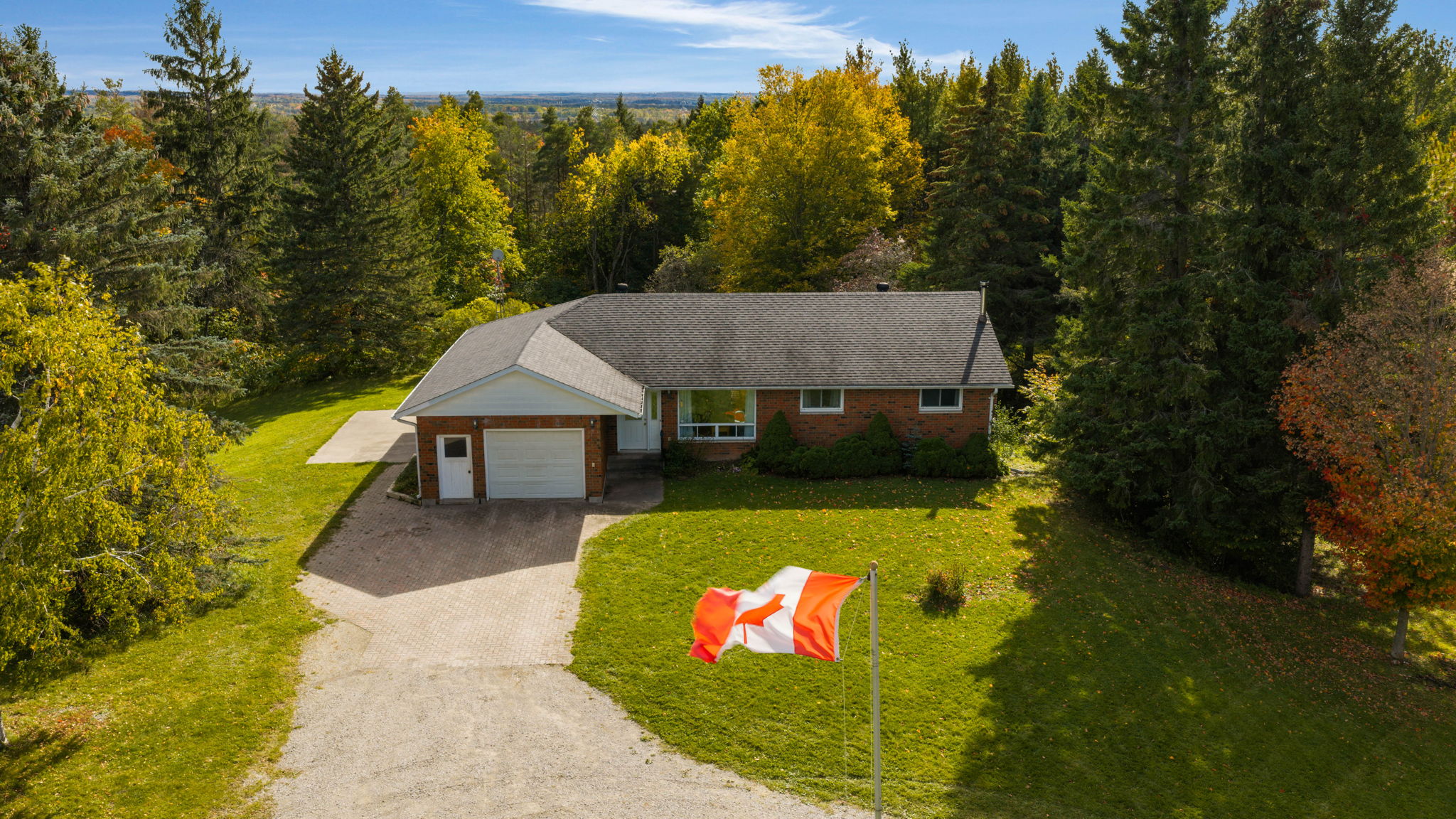  Photo 56