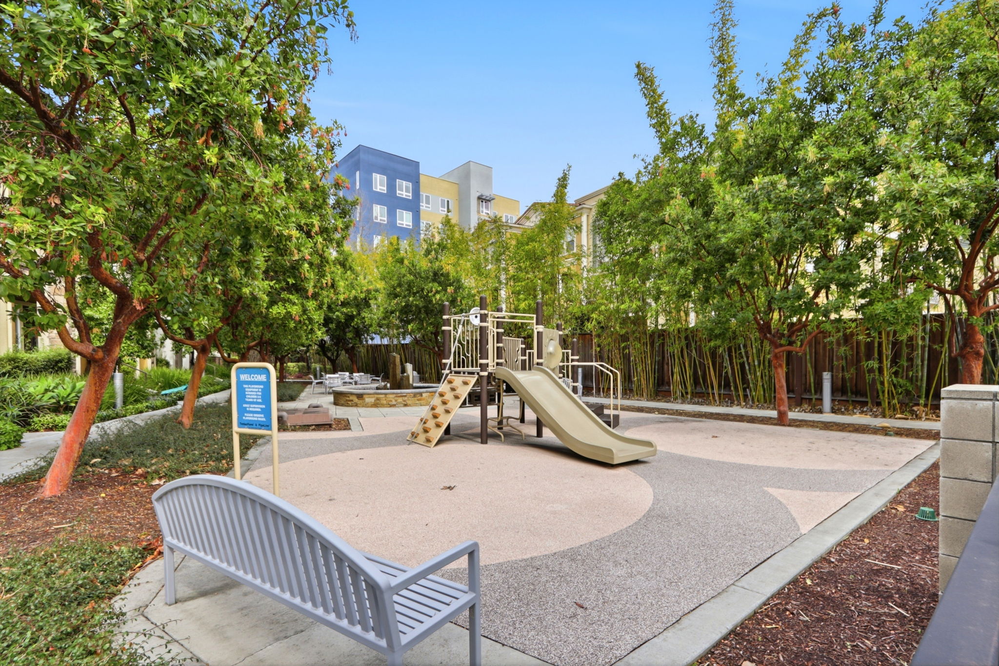 043_f8_1855 Trento Loop