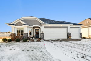 01_Exterior