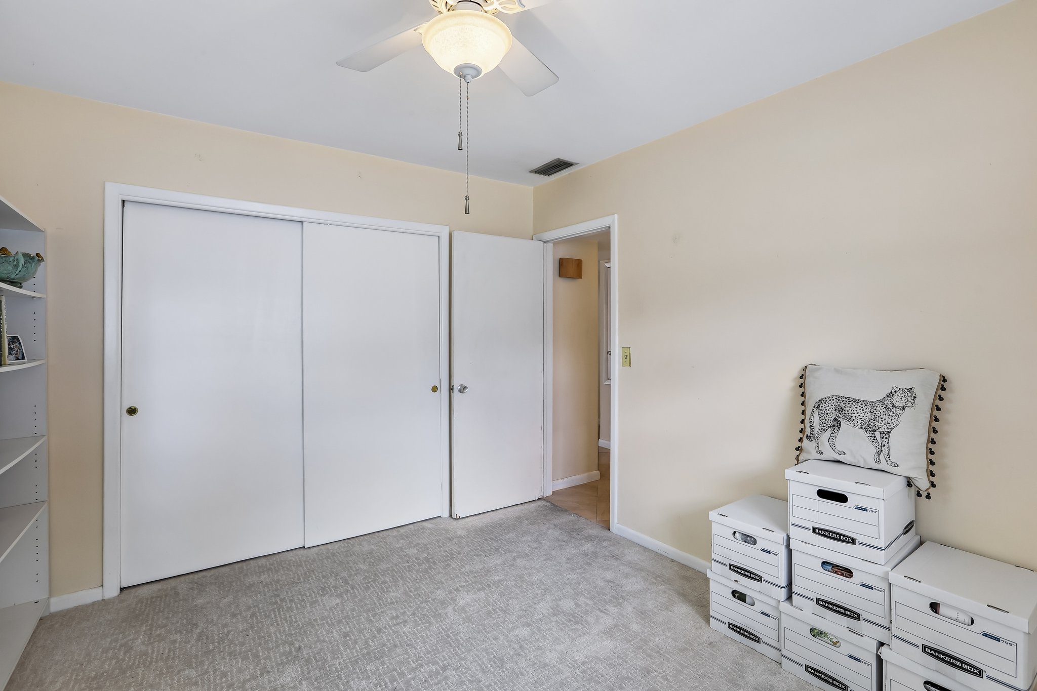 Southview Rd-S2105-018.jpg