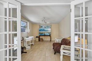 Southview Rd-S2105-013.jpg